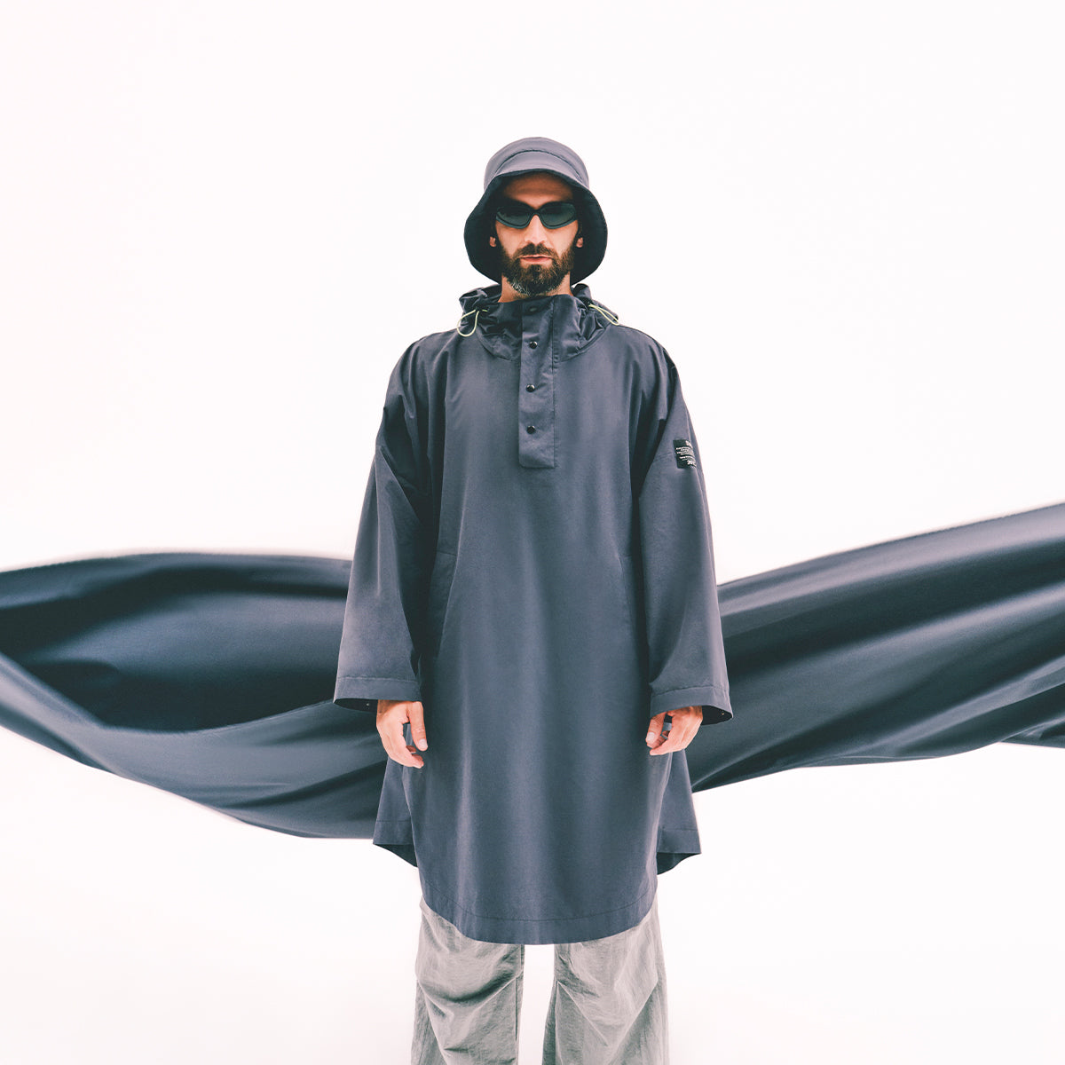 Antracite Raincoat